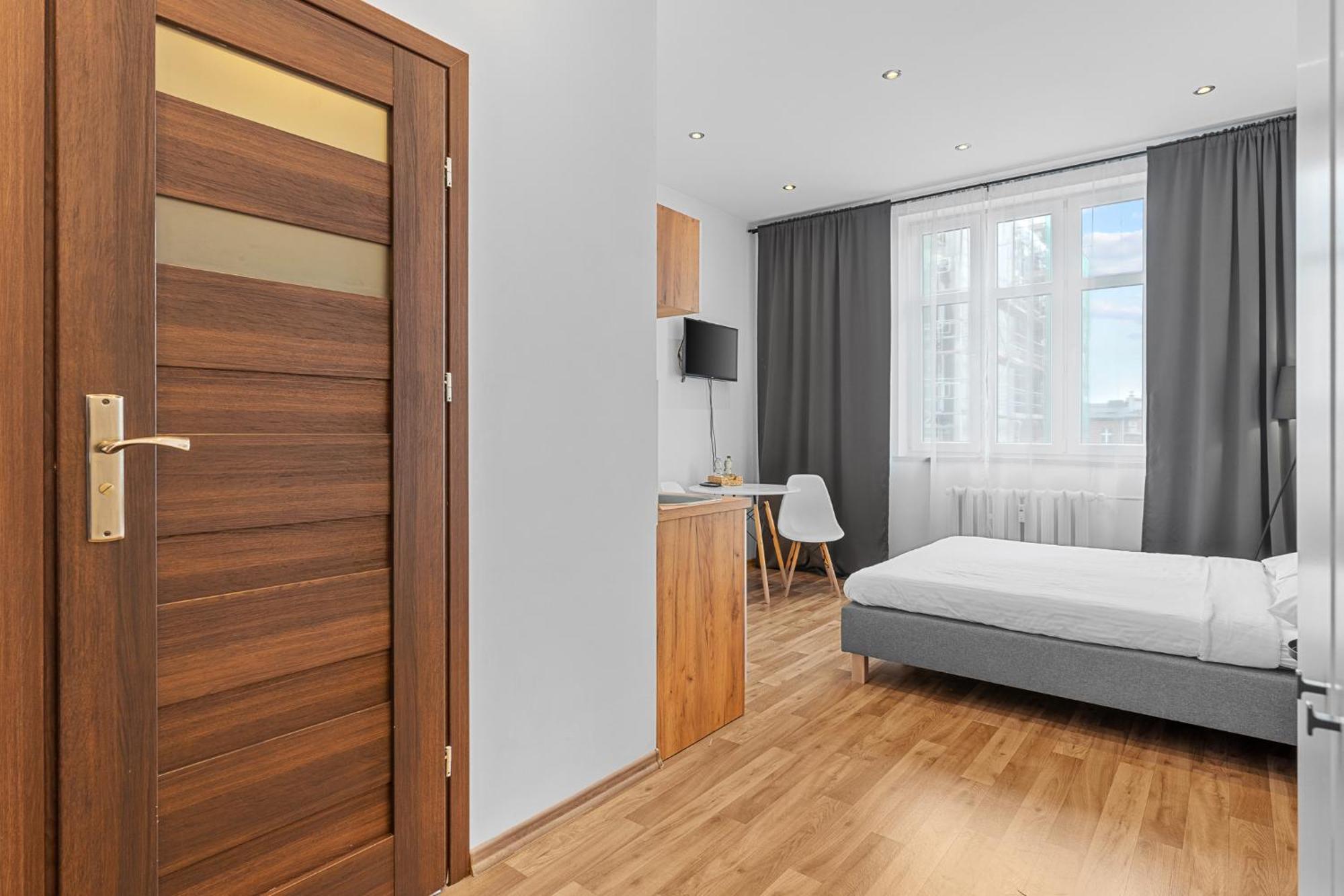 Apartamenty Centrum Zameldowanie 24H Катовице Екстериор снимка